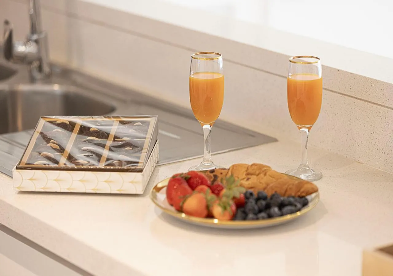 Luxurious Burj Khalifa View 5 Star 4Bd Apartment In Downtown With Dubai Mall Access - Brand New Apartment