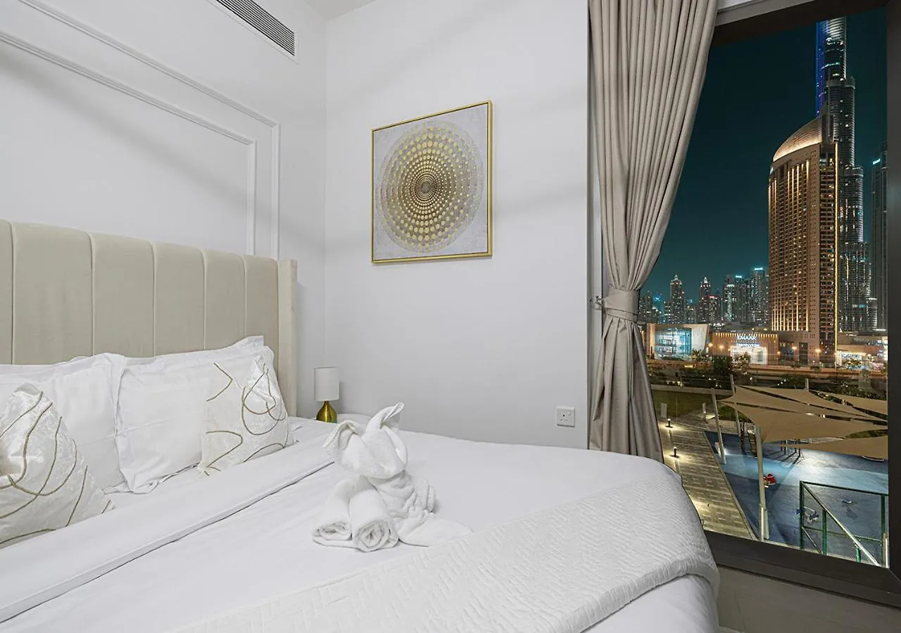 Luxurious Burj Khalifa View 5 Star 4Bd Apartment In Downtown With Dubai Mall Access - Brand New Apartment 0*,