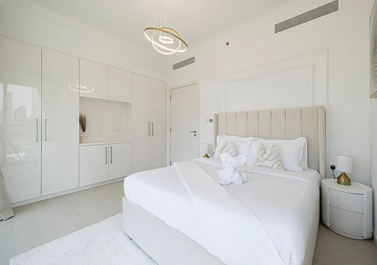 Luxurious Burj Khalifa View 5 Star 4Bd Apartment In Downtown With Dubai Mall Access - Brand New Apartment United Arab Emirates