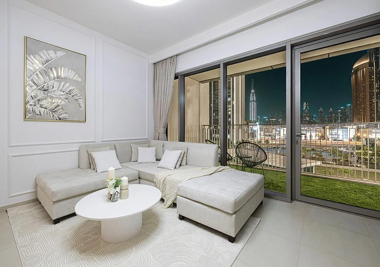 Luxurious Burj Khalifa View 5 Star 4Bd Apartment In Downtown With Dubai Mall Access - Brand New Apartment United Arab Emirates